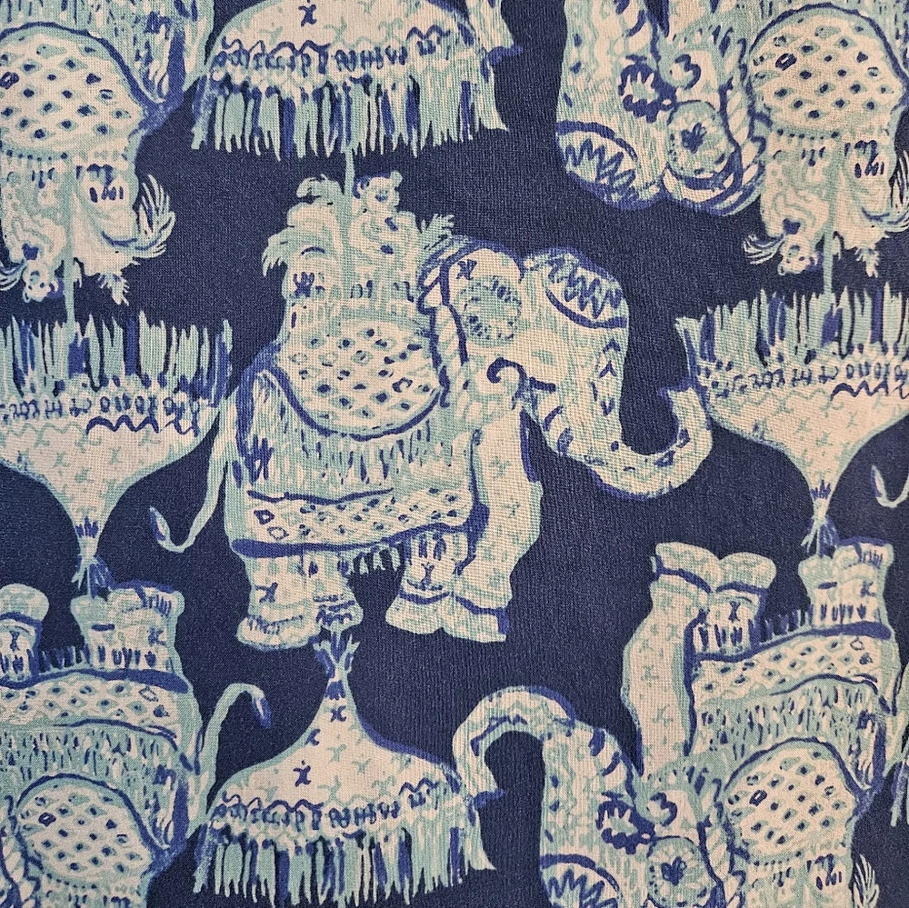 Lilly Pulitzer Martinique Elephant Print Blouse 🩵 Size XS - Picture 7 of 9